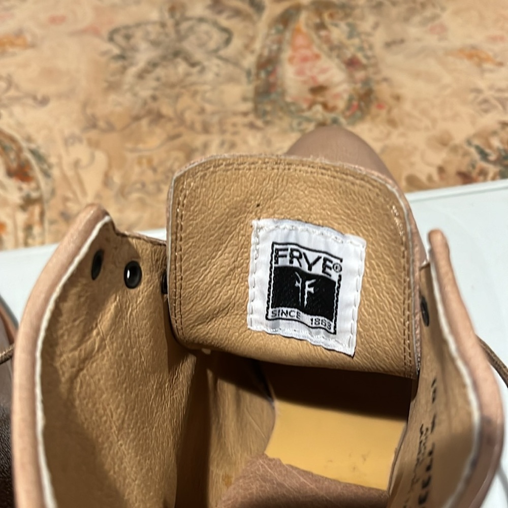 Frye Boots W-s 10 Authentic taupe - Picture 9 of 17